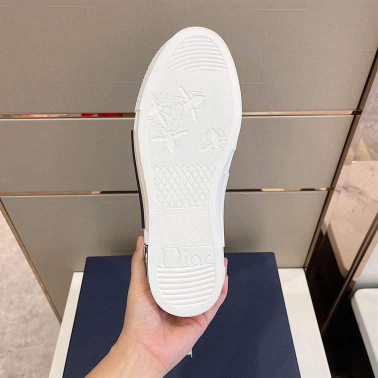 D10r B23 LOW-TOP SNEAKER   DO021