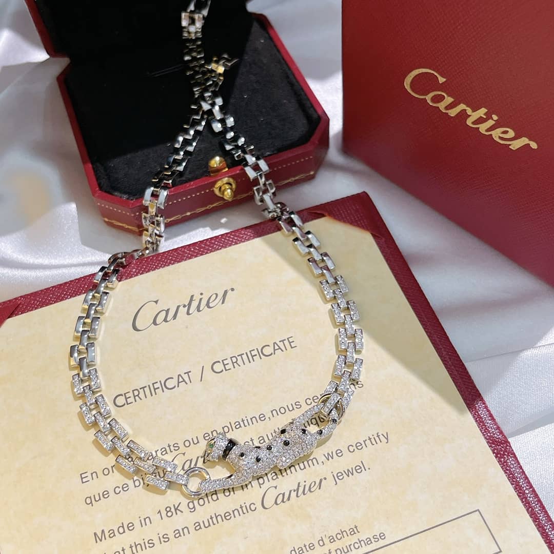 Ca*t1er Necklace For Sale