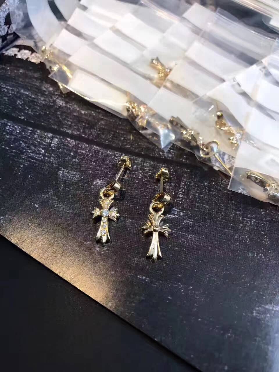 Cheap Ch*0me He**ts Earring