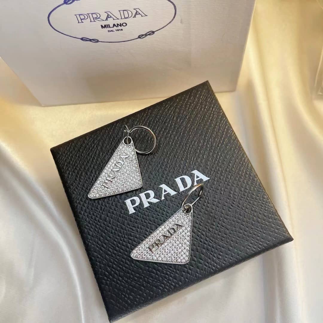 High Quality Pra*a Earring