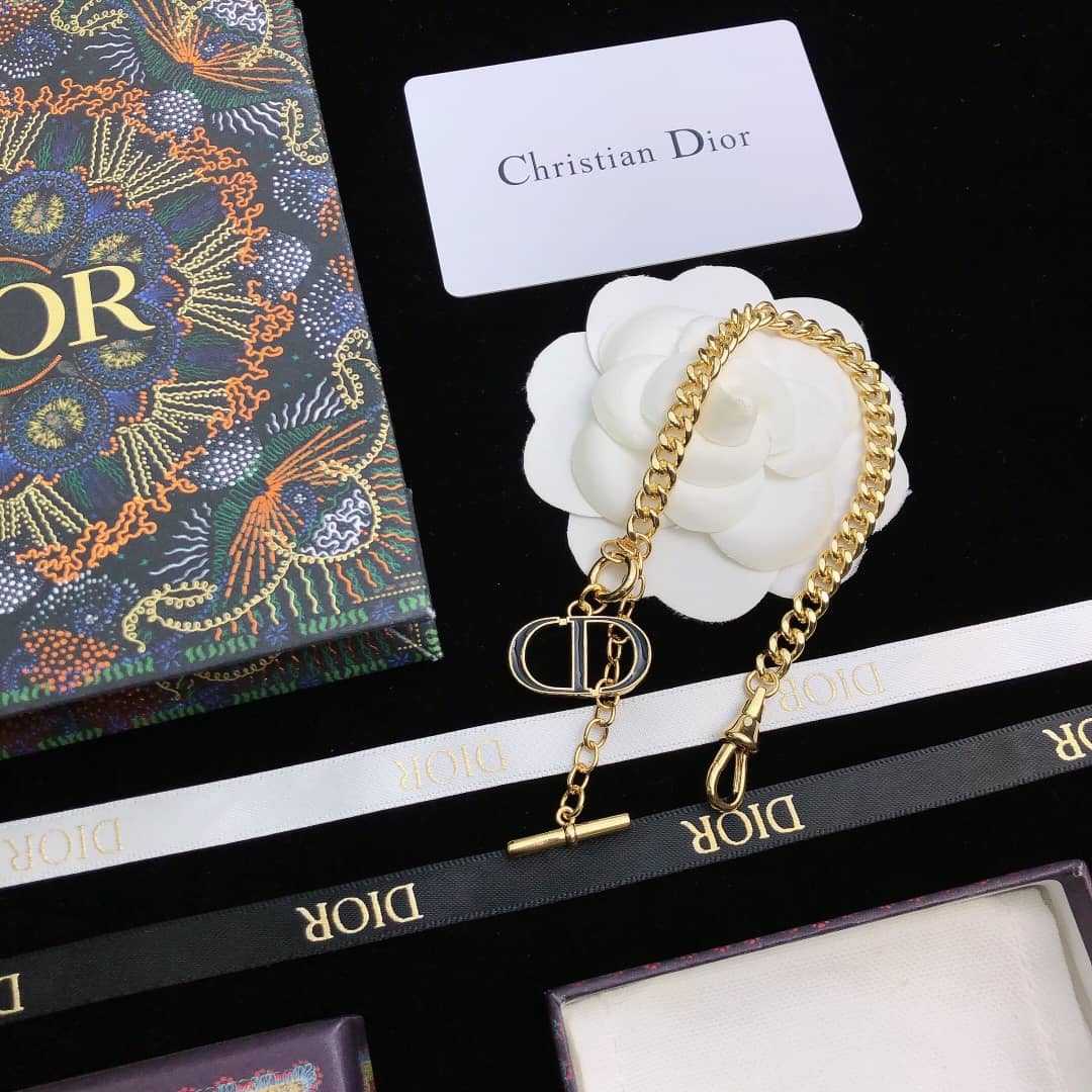 Chr1st1an D10r Bracelet First Copy