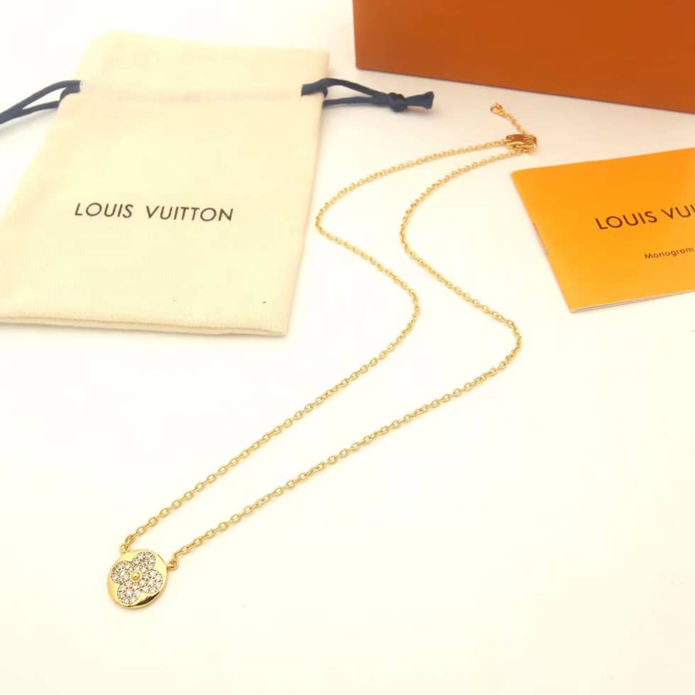 Wholesale L0vis Vvtt0n Logo Necklace