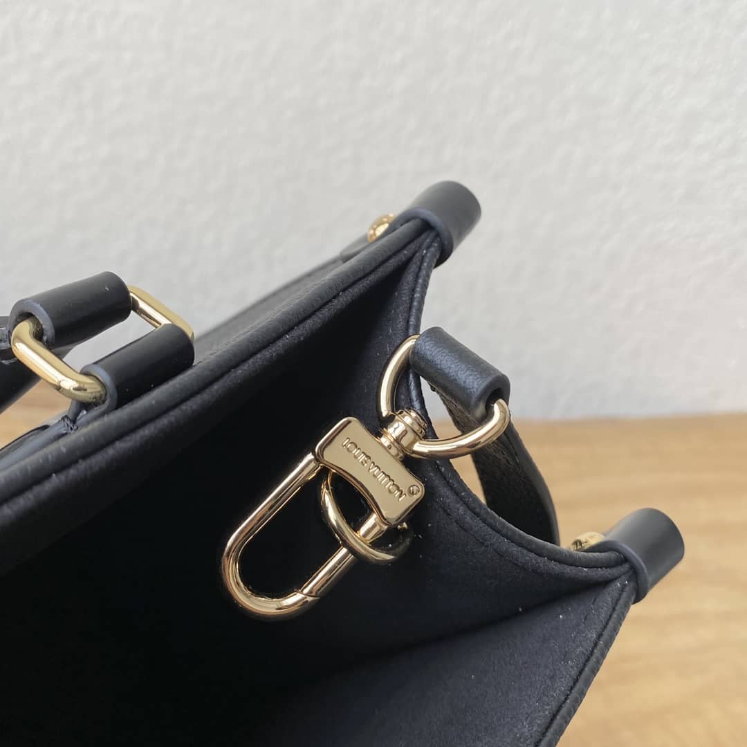 L0vis Vvtt0n Mini Onthego Tote Replica Black M45560