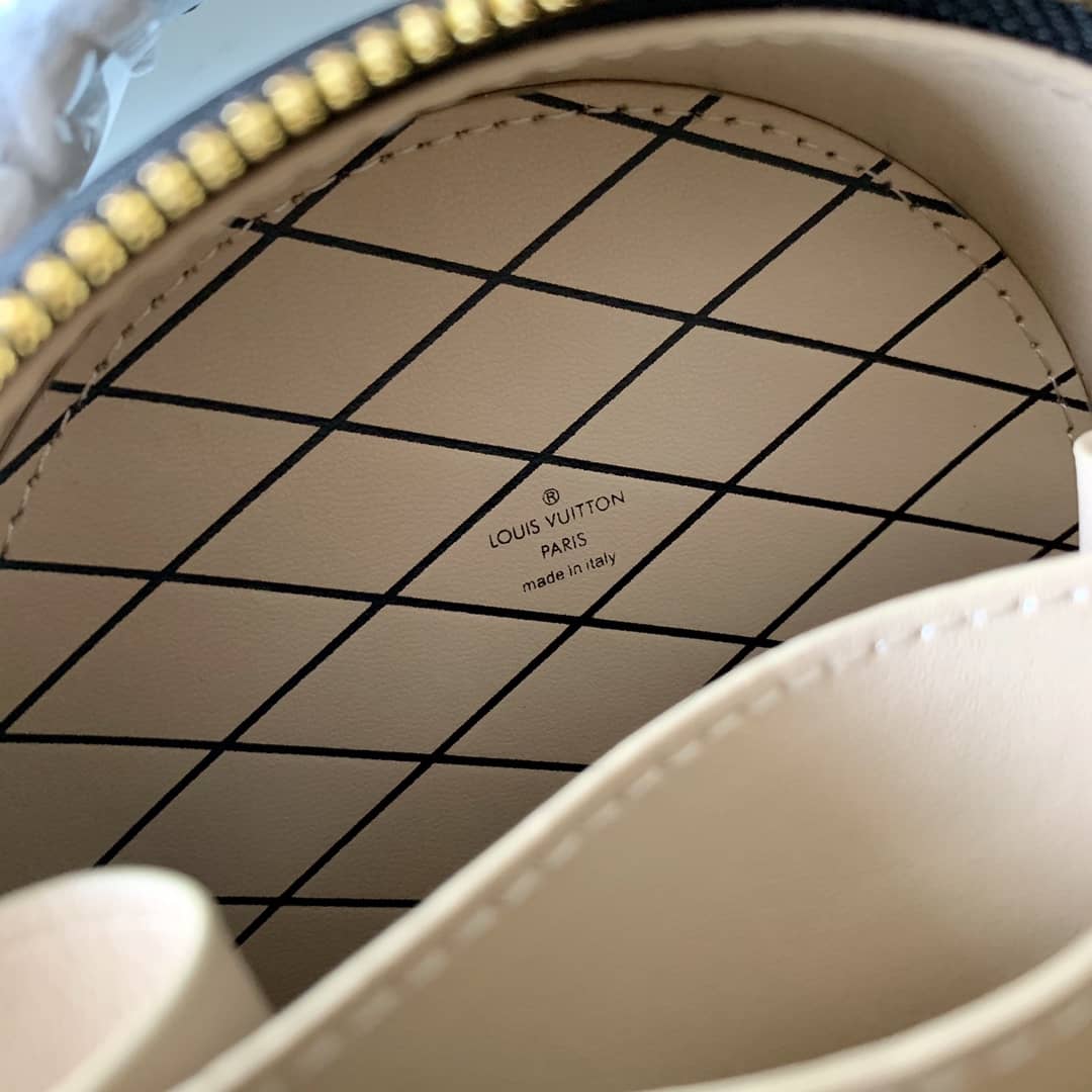 Best Replica L0vis Vvtt0n Monogram Reverse Mini Boite Chapeau Replica Shoulder Bag Yellow M68276(ColaReps)