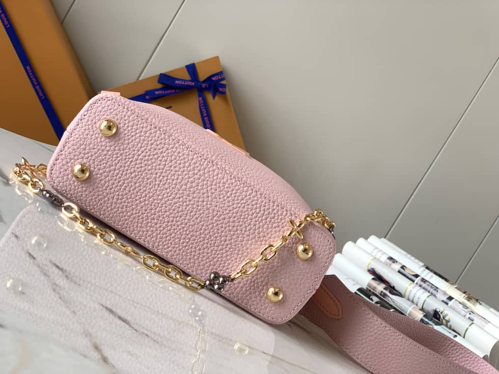 L0vis Vvtt0n Capucines Mini Tote M80239 Replica Crossbody Bag