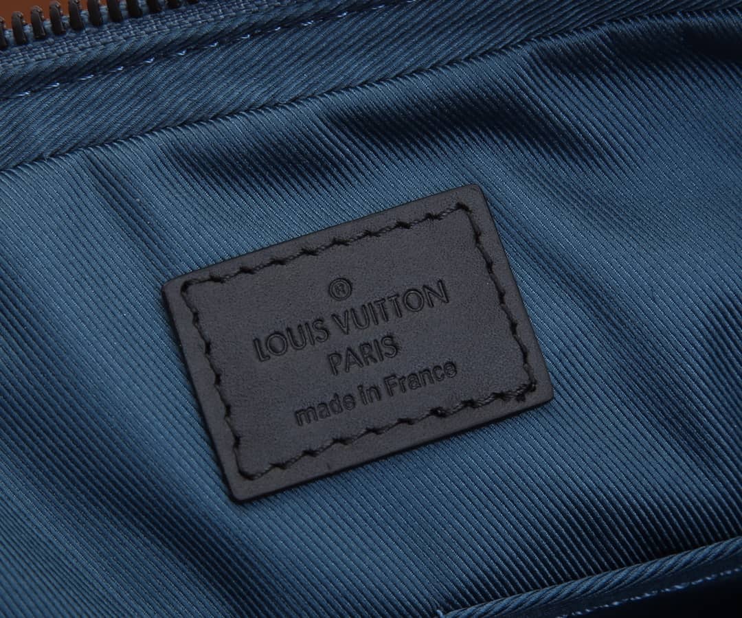 L0vis Vvtt0n Damier Graphite Alpha Messenger Bag Replica N40188