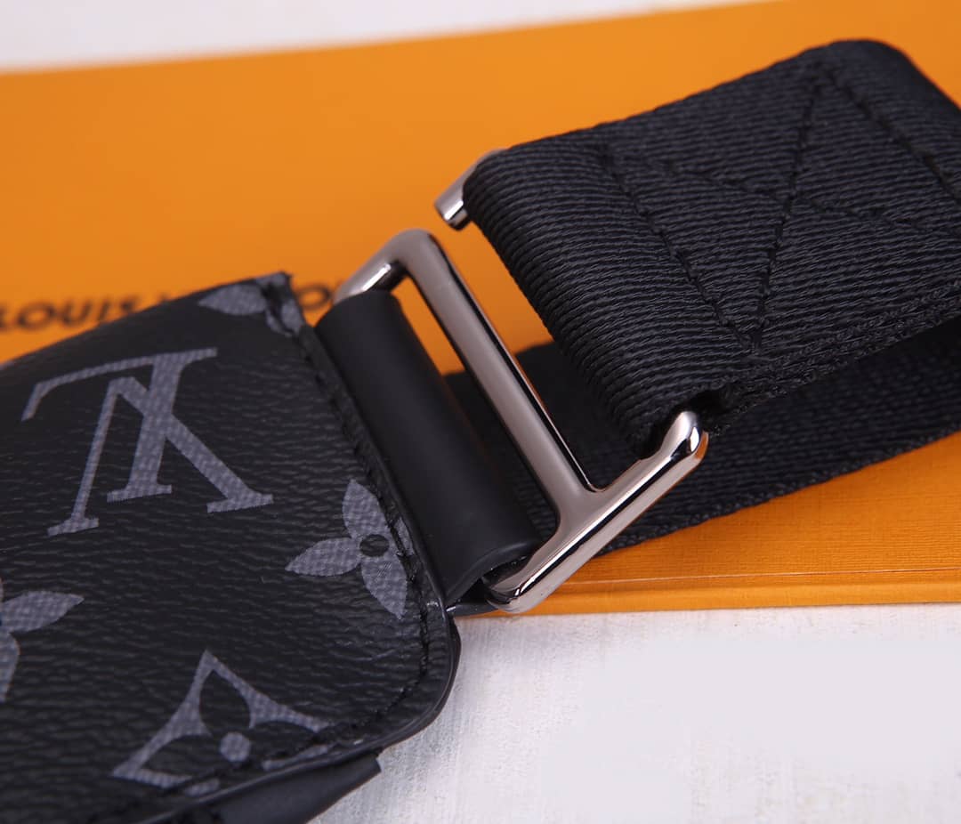 LV Bum Bag Dupe Monogram Eclipse  Waist Pouch hip body M42906