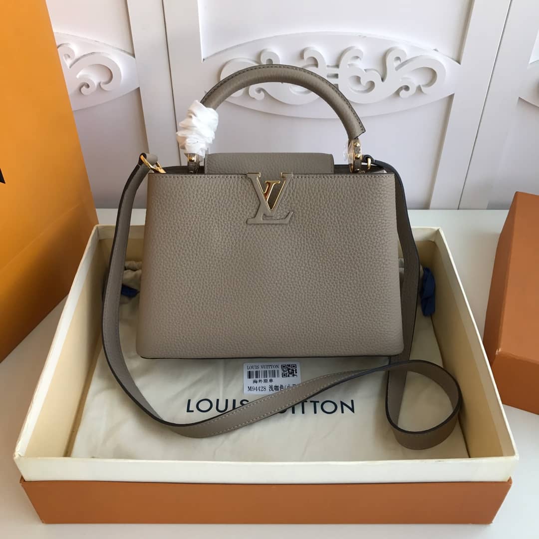 L0vis Vvtt0n Capucines MM Taurillon Leather Tote Replica Gray M94428