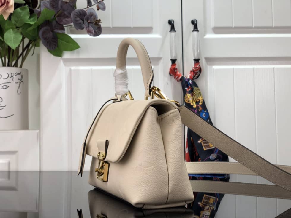 L0vis Vvtt0n Madeleine BB Monogram White M46008 Replica Shoulder Bag