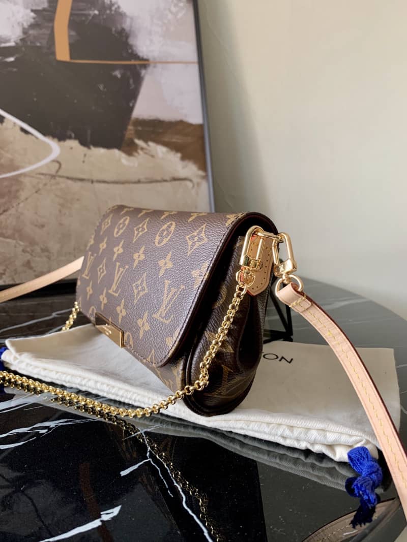 L0vis Vvtt0n Favorite Monogram Canvas MM Replica Bag Brown M40718