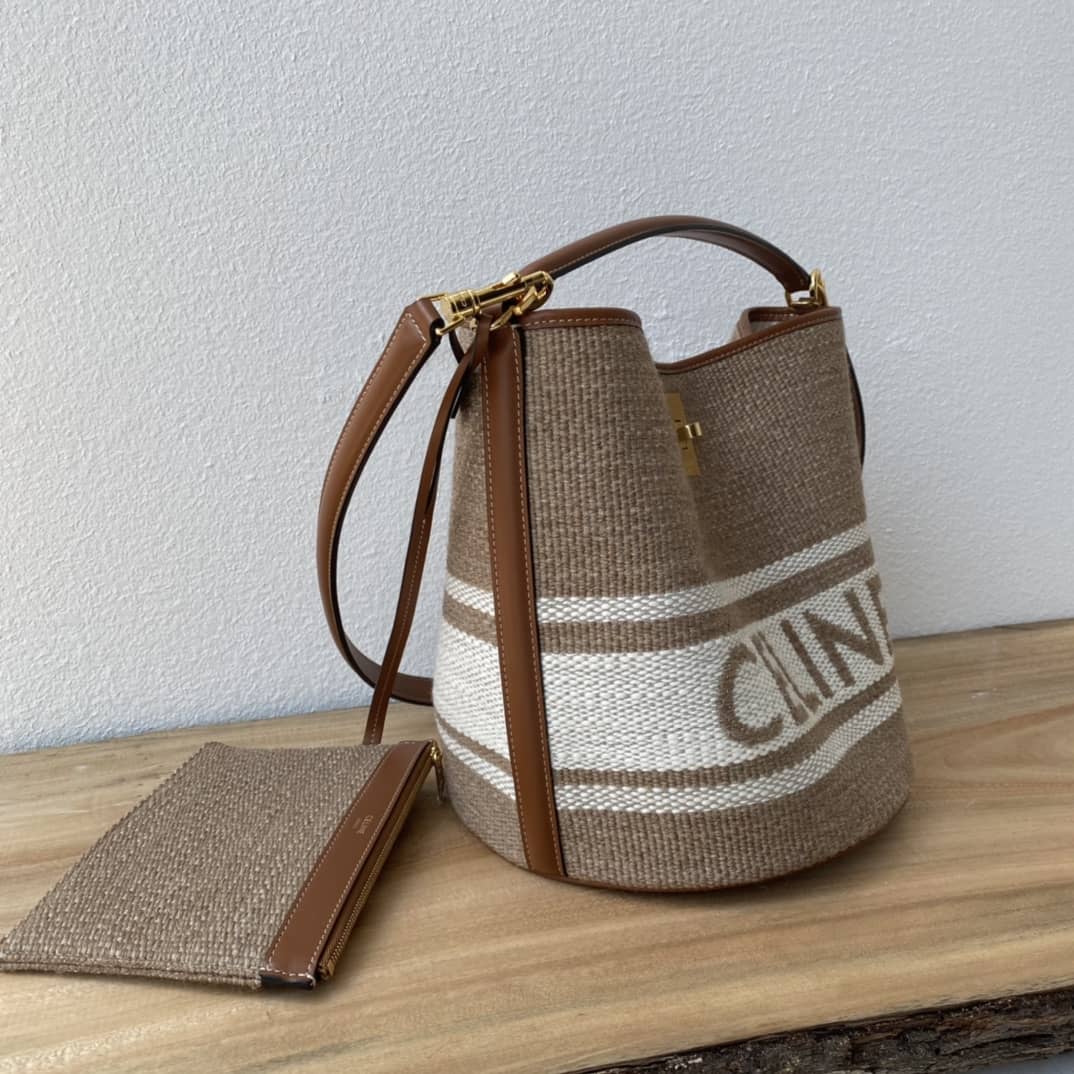 Ce1i*e Medium Bucket Replica Bag