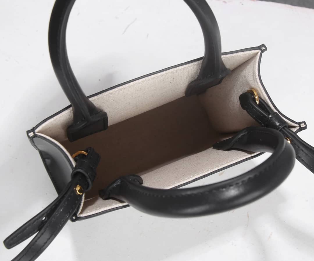 Ce1i*e Dupe  Triomphe Canvas Small Cabas Vertical Replica Bag