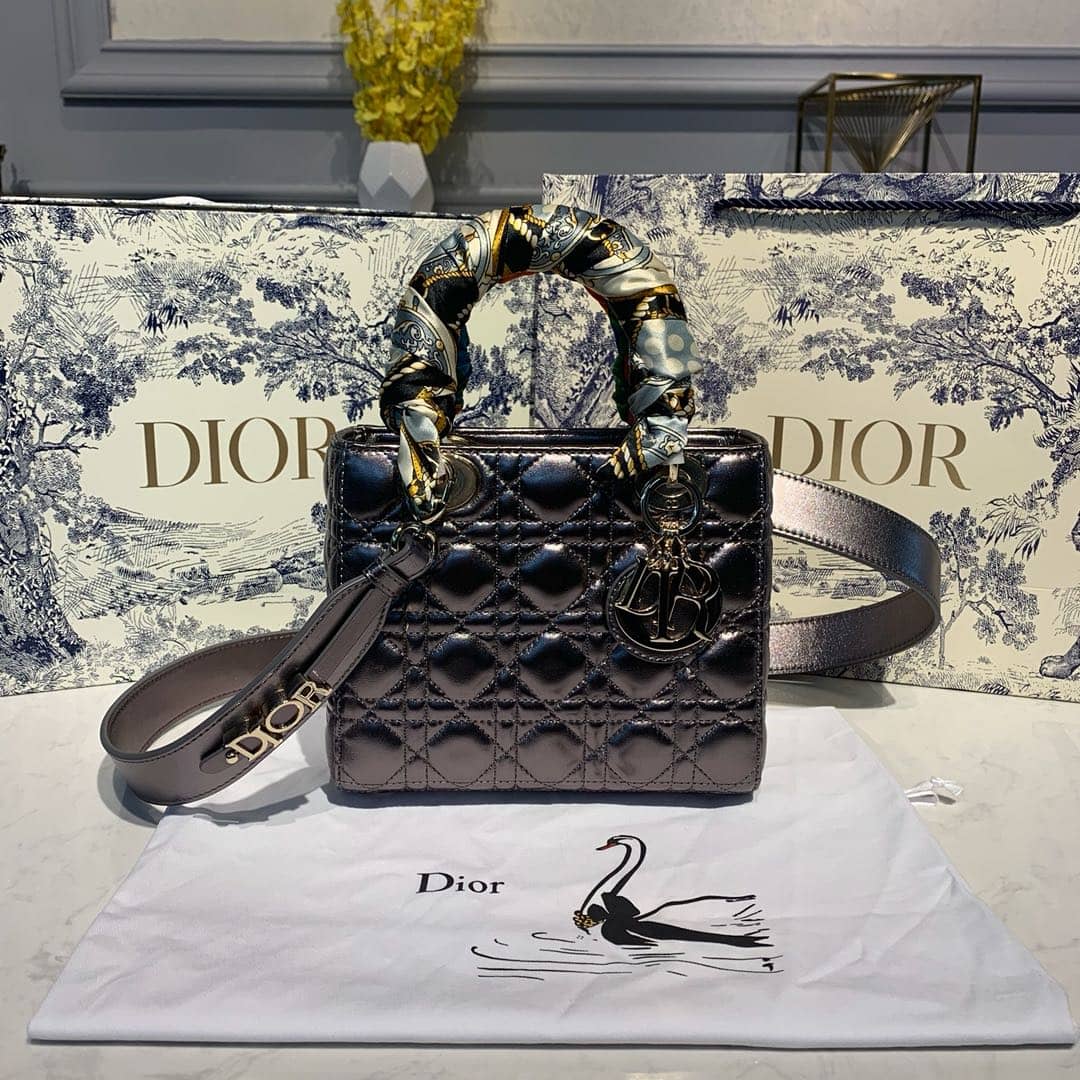 Chr1st1an D10r Lady D10r 20CM Replica Bag