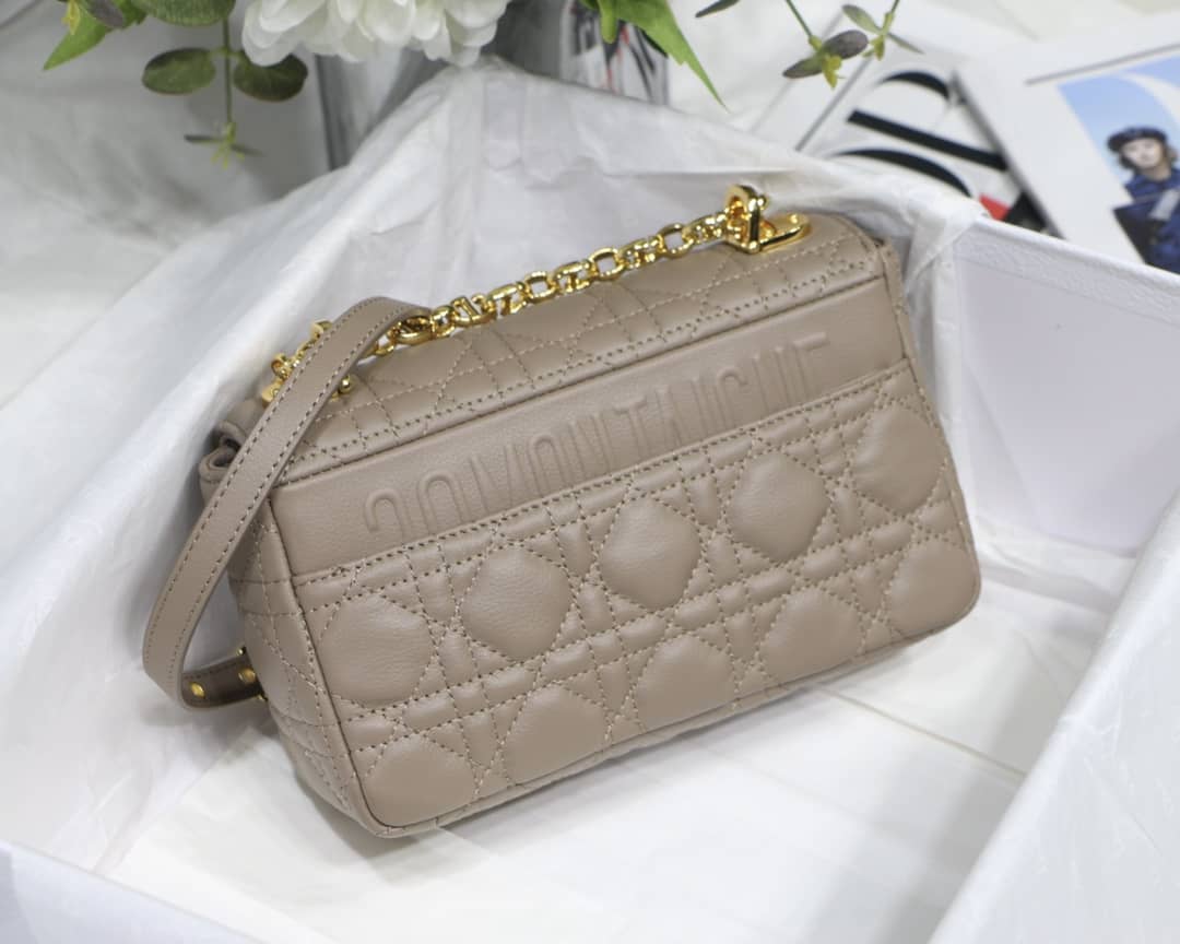 Chr1st1an D10r Caro Replica Bag