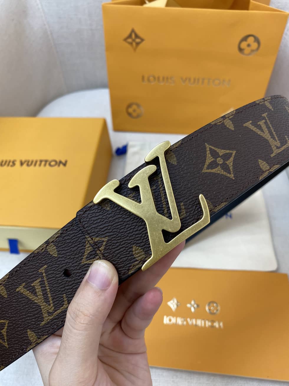 Fashion L0vis Vvtt0n Classic AAA+ Belt 40mm