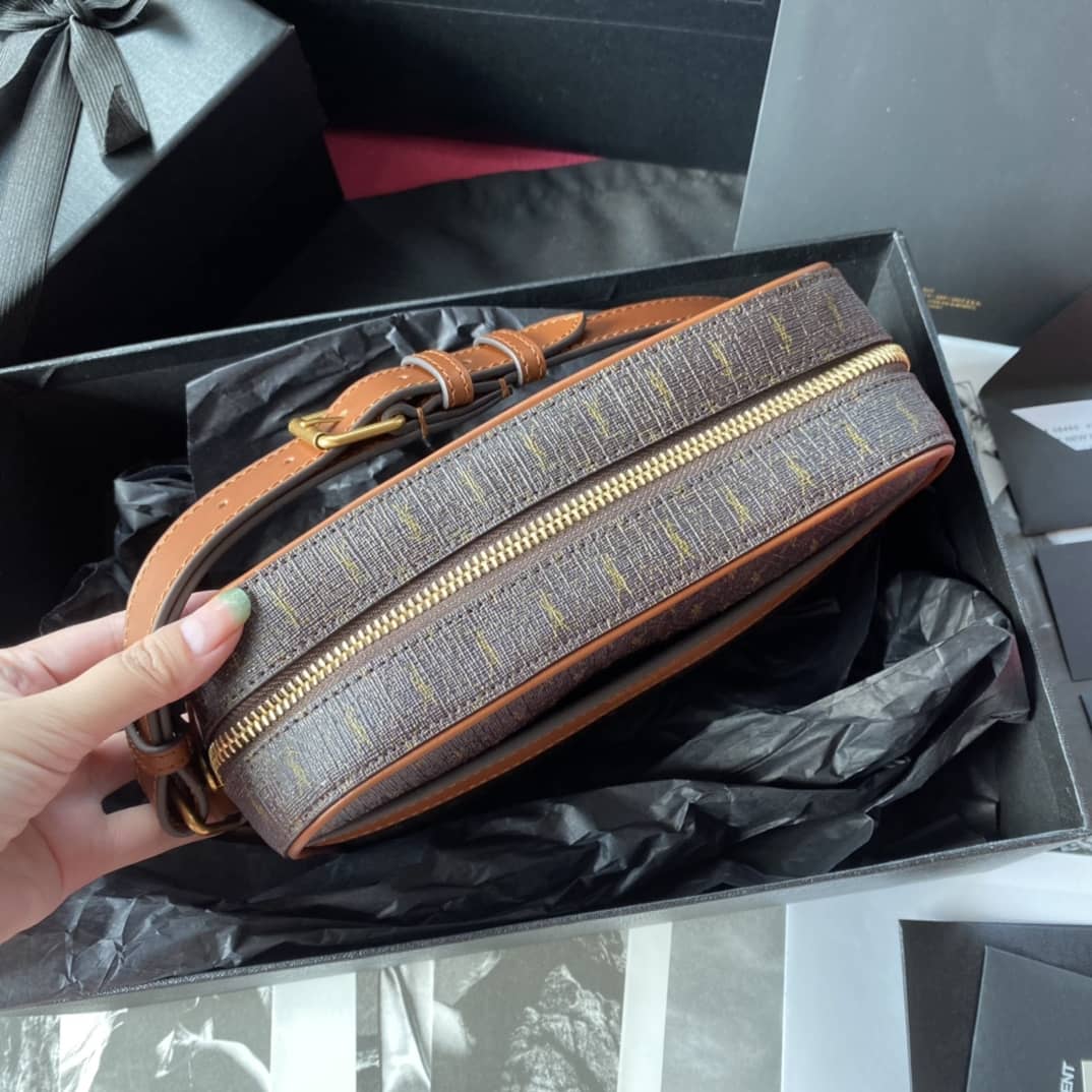 Y51 Replica Camera Bag