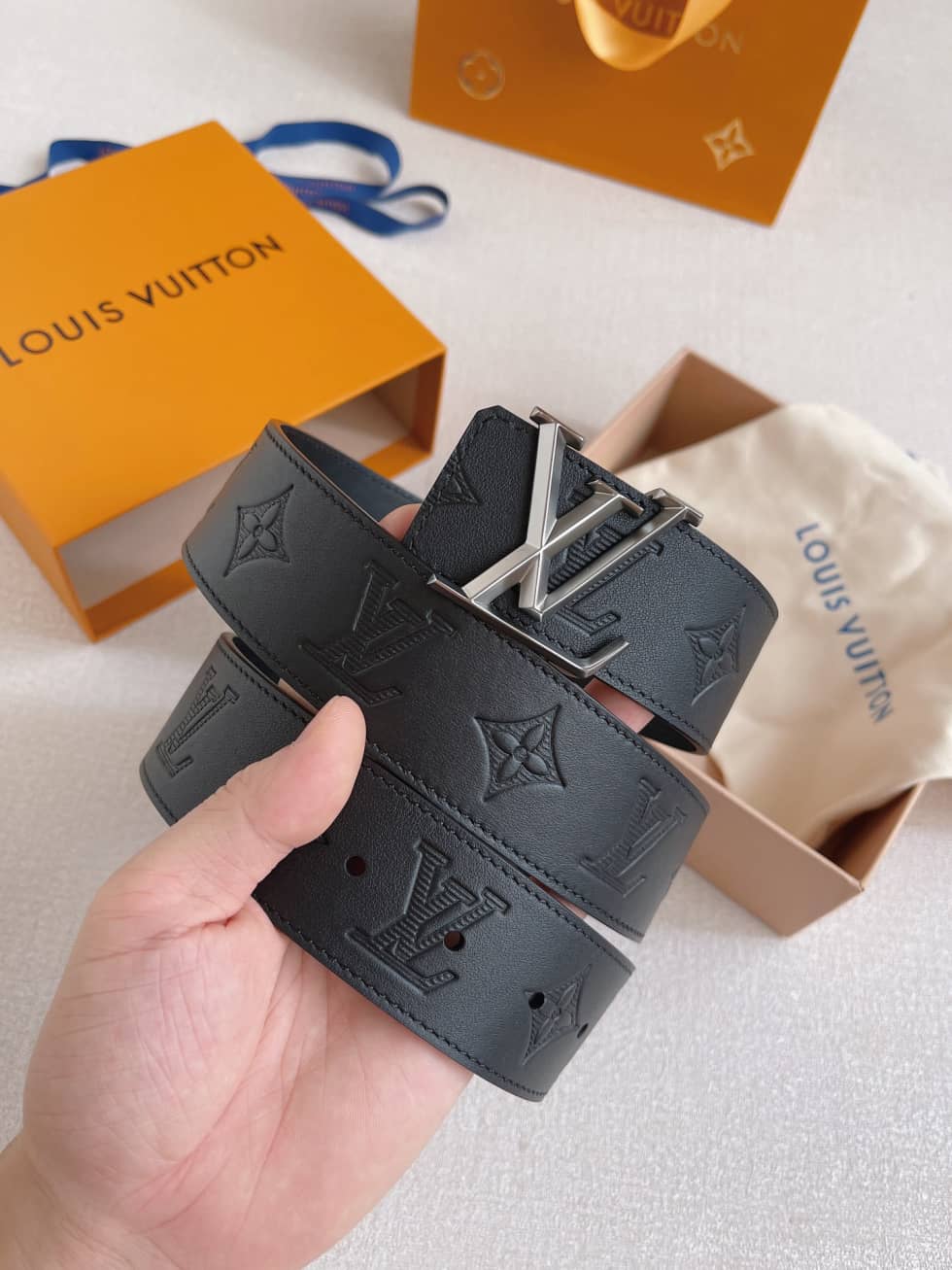 Knockoff L0vis Vvtt0n Logo Belt 40mm