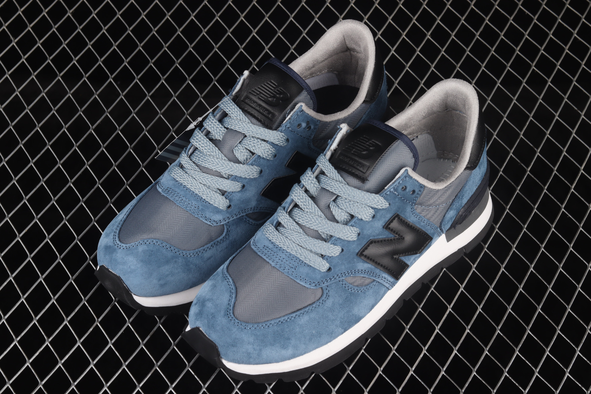 990v1 Made In USA  Blue Steel  M990DBL