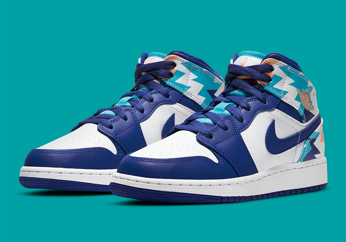 Air Jordan 1 Mid GS  Geometric Pint  555112-105