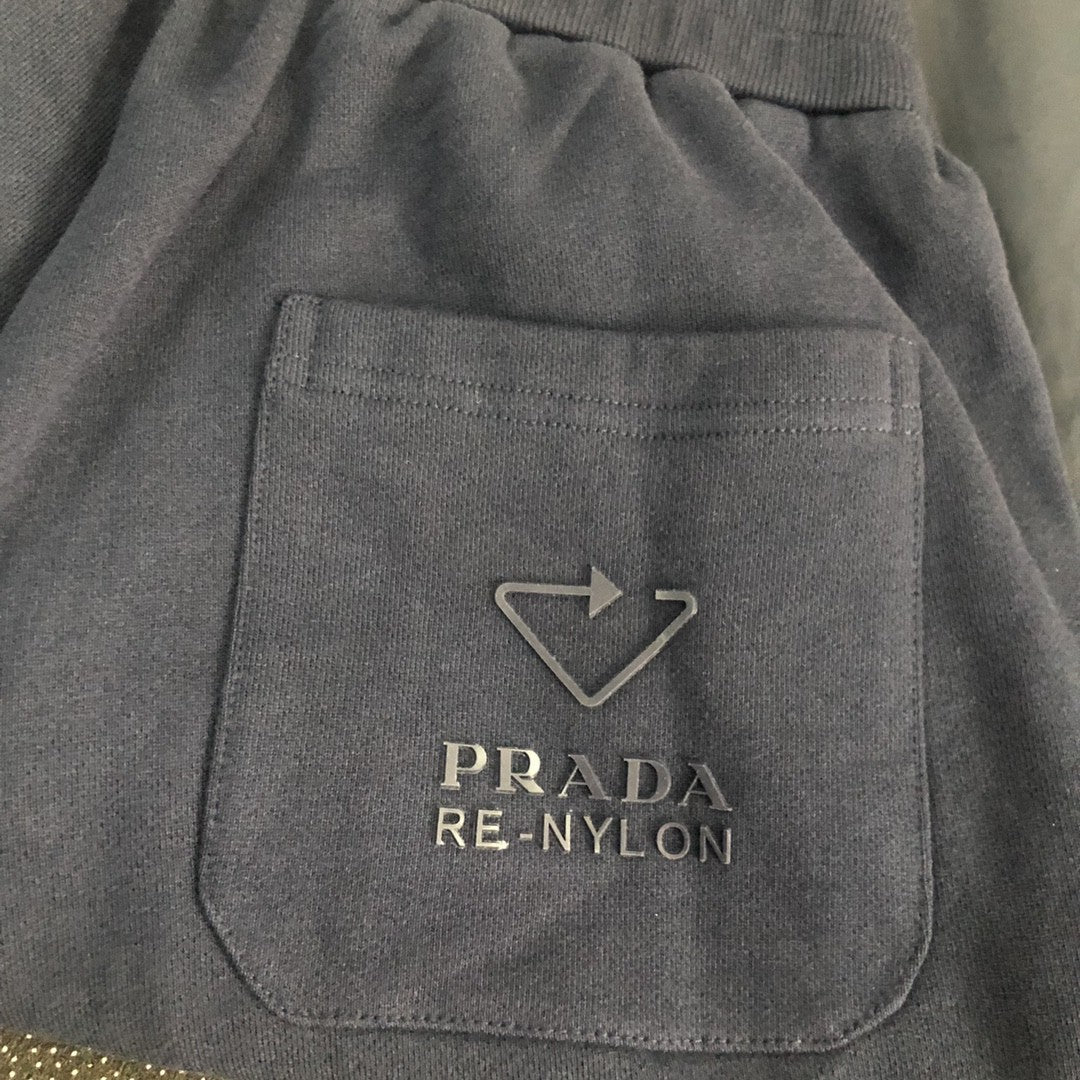 Pra*a Pants