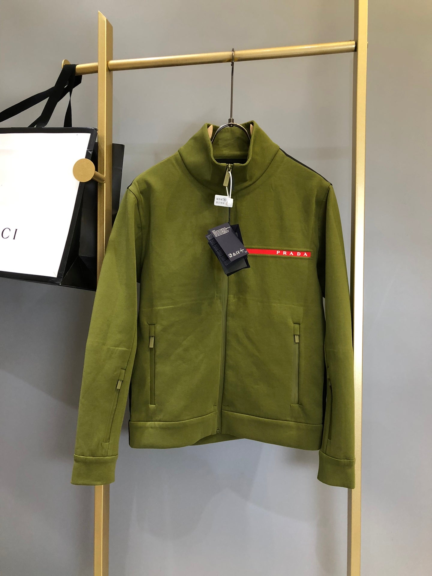 Pra*a Jacket