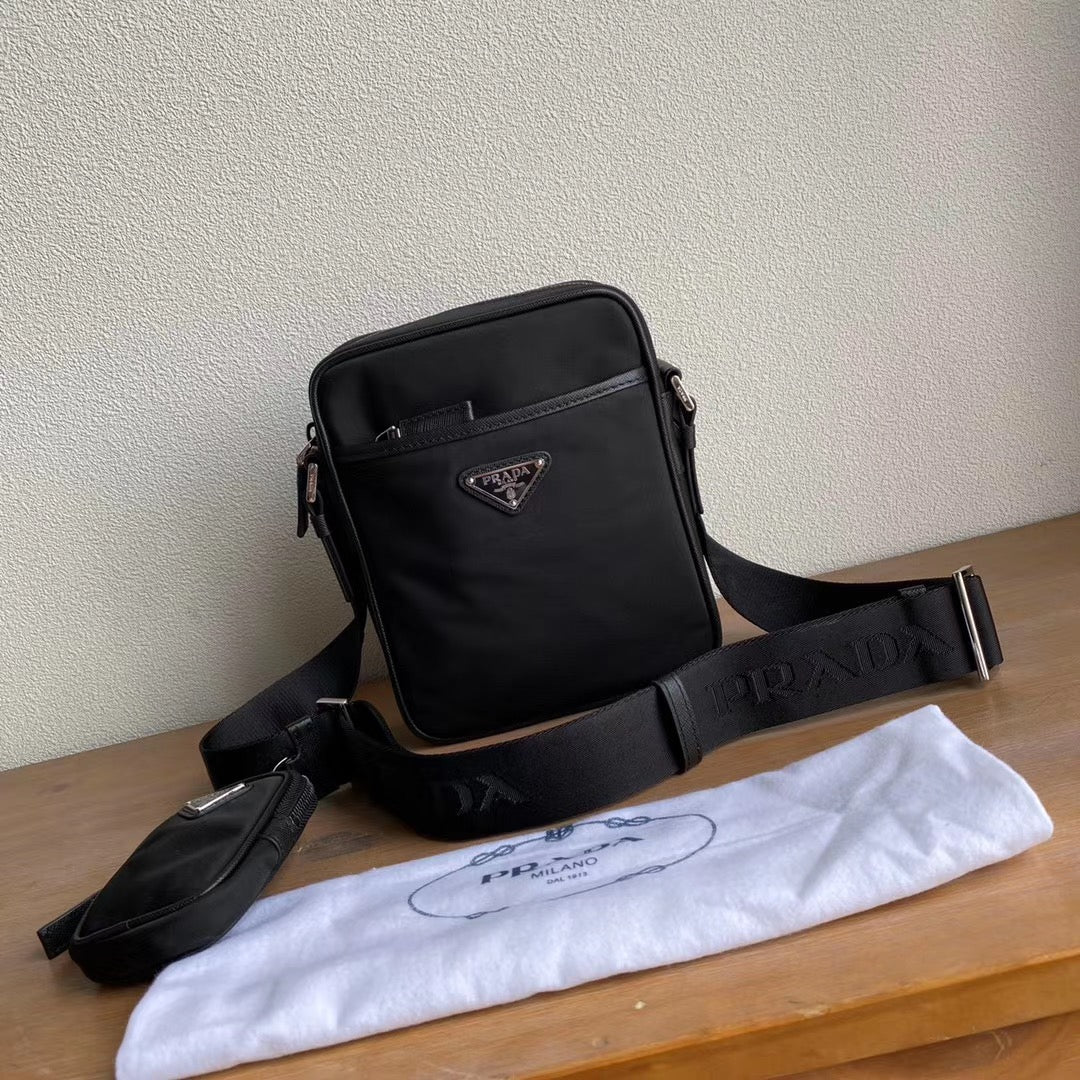 Pra*a Bag Dupe