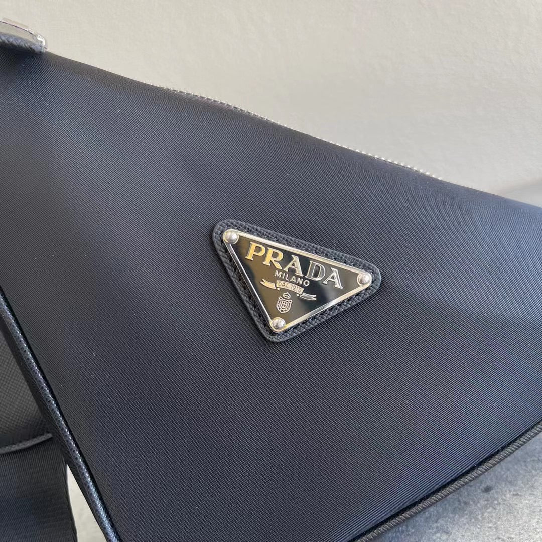 Pra*a Bag Dupe