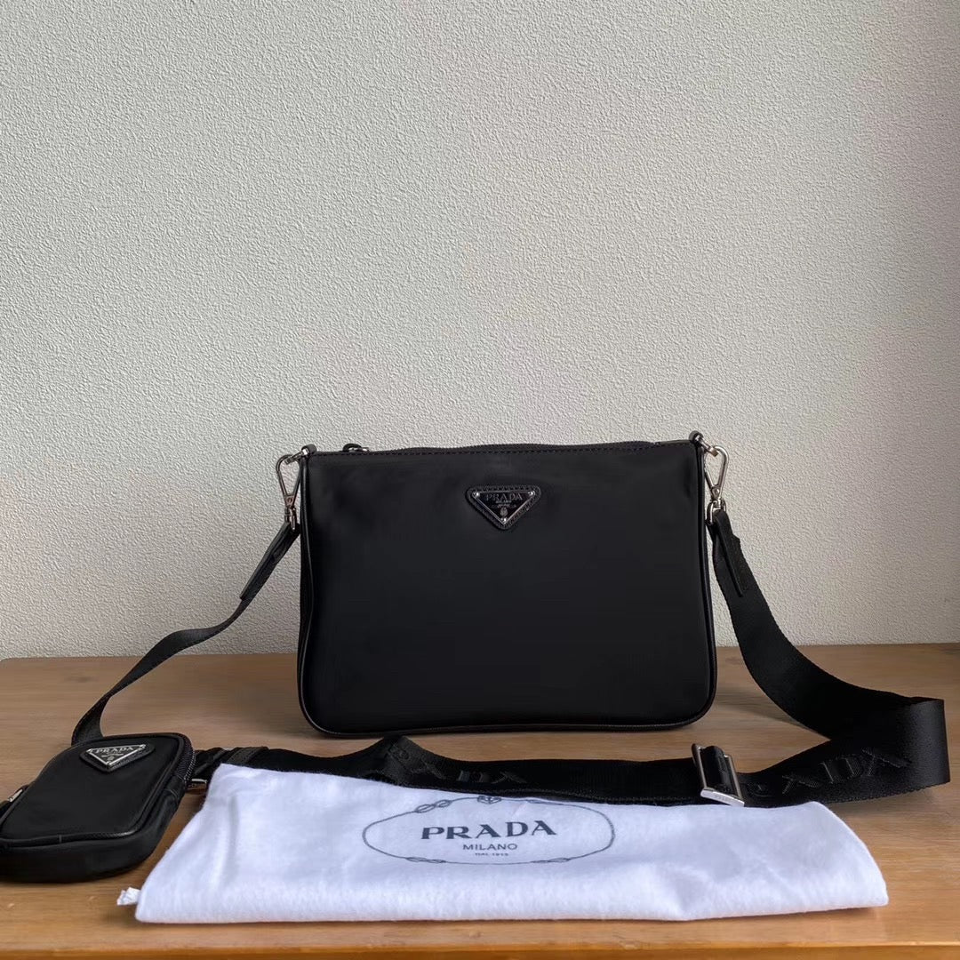 Pra*a Bag Dupe