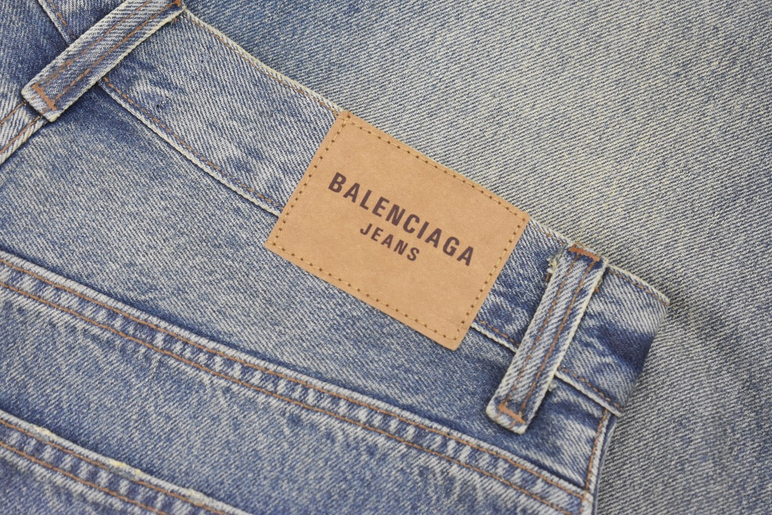 Ba1en*iaga Jeans