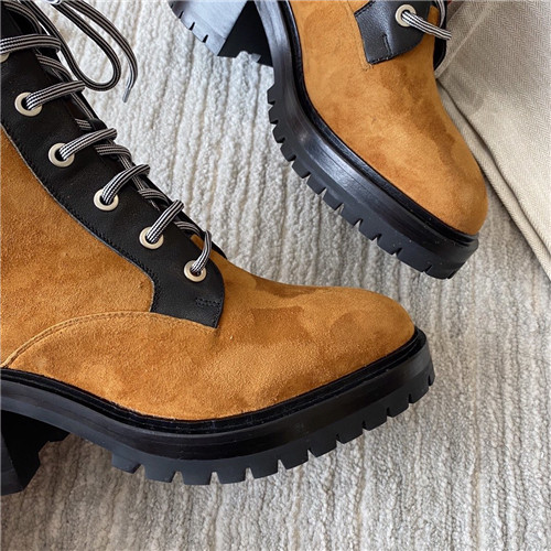 H**me5 Dupes  boots