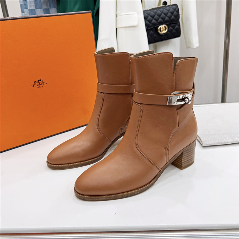 H**me5 frenchie 50 ankle boots