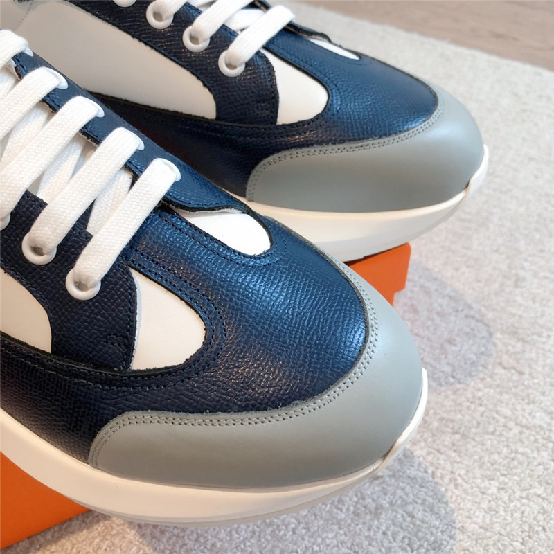 H**me5 new sneakers