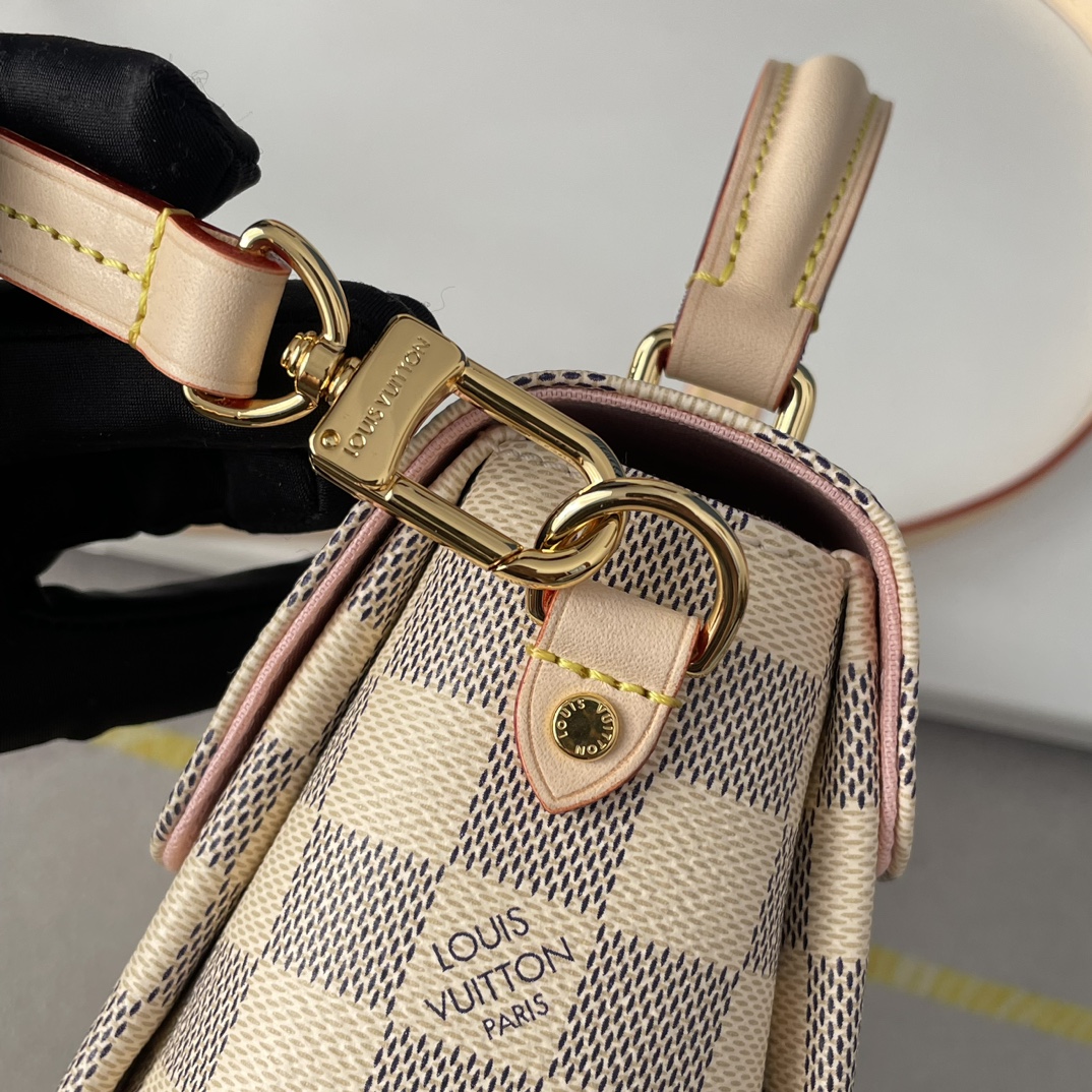 L0vis Vvtt0n Damier Azur
